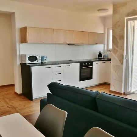 Apartman Sea View Sonja Necujam